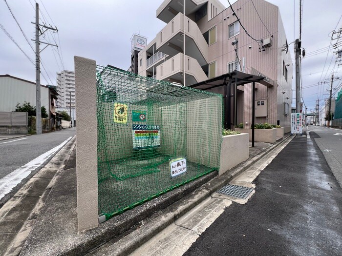 物件外観写真6　(建物設備)