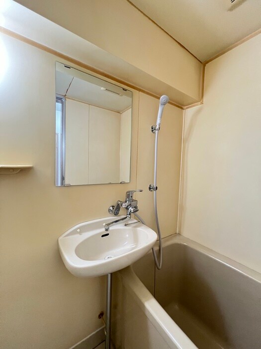 物件内観写真12　(洗面)