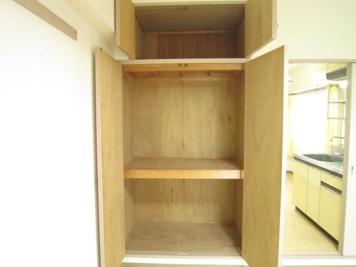 物件内観写真15　(収納)