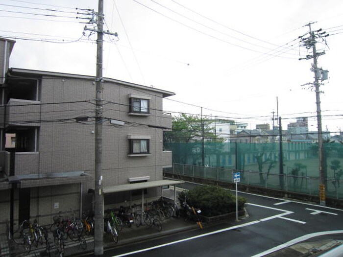 物件内観写真20　(室内からの展望)