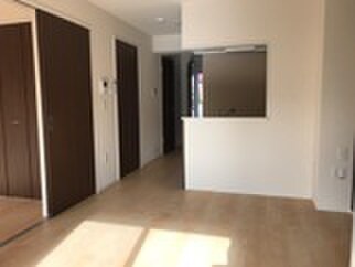 物件内観写真4　(居室)