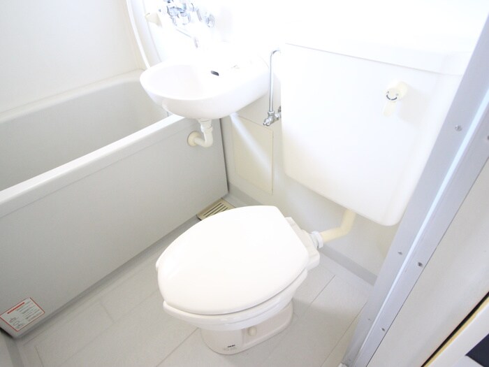 物件内観写真12　(トイレ)