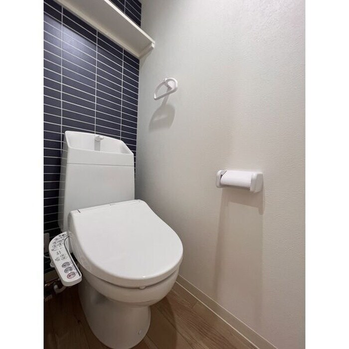 物件内観写真3　(トイレ)