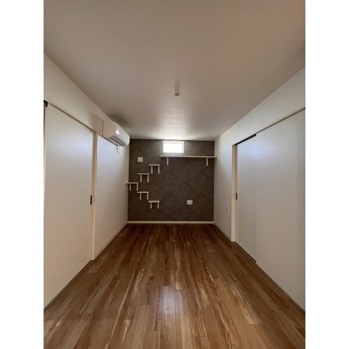 物件内観写真11　(居室)