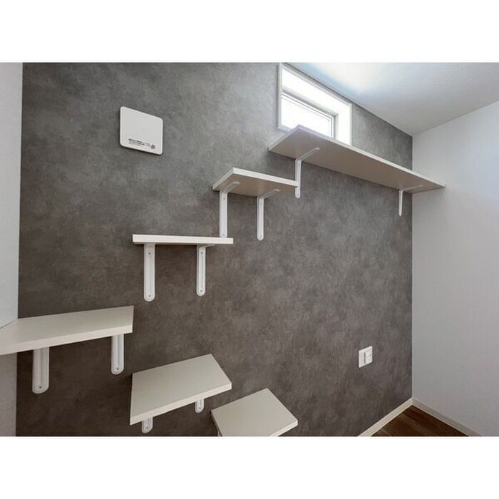 物件内観写真12　(内観写真)