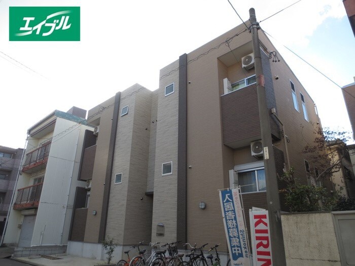 物件外観写真1　(外観写真)