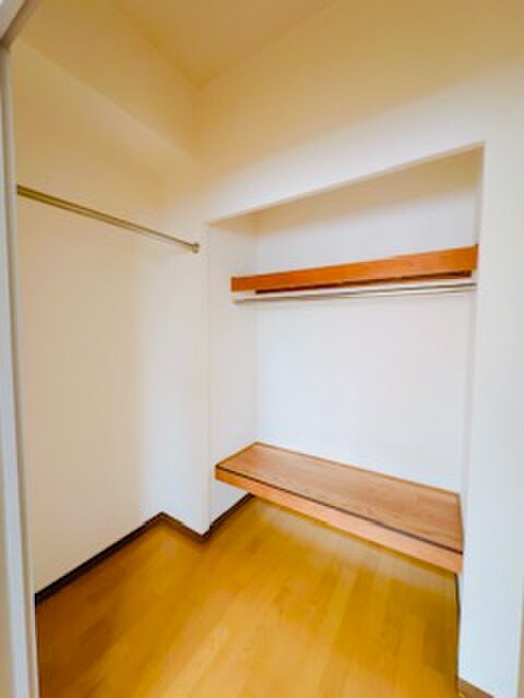 物件内観写真15　(収納)