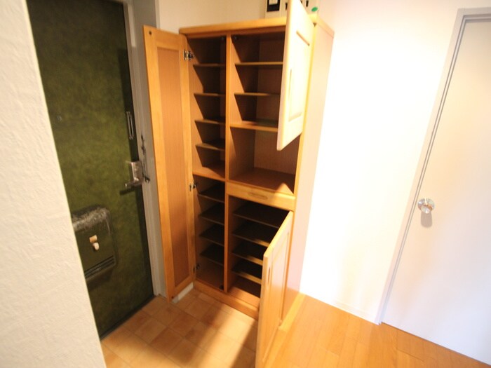 物件内観写真19　(靴箱)