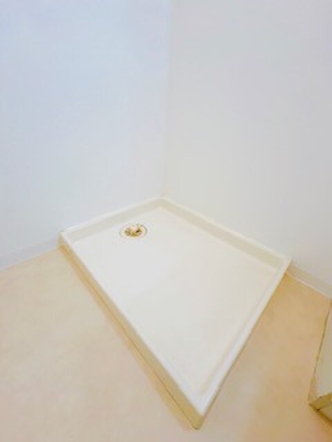 物件内観写真21　(洗濯機置場)