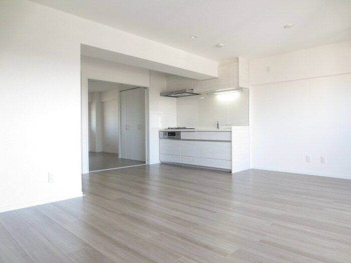 物件内観写真10　(居室)