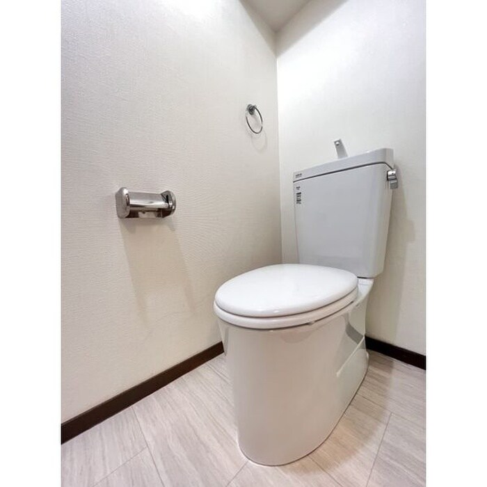 物件内観写真10　(トイレ)