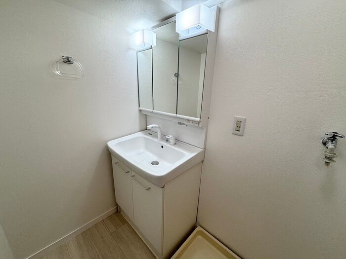 物件内観写真12　(洗面)