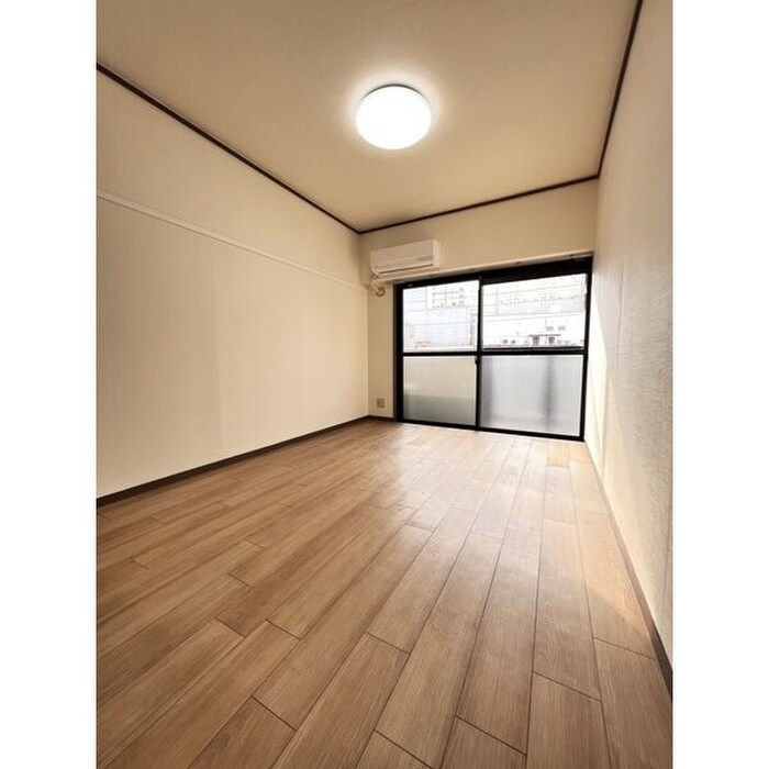 物件内観写真13　(居室)