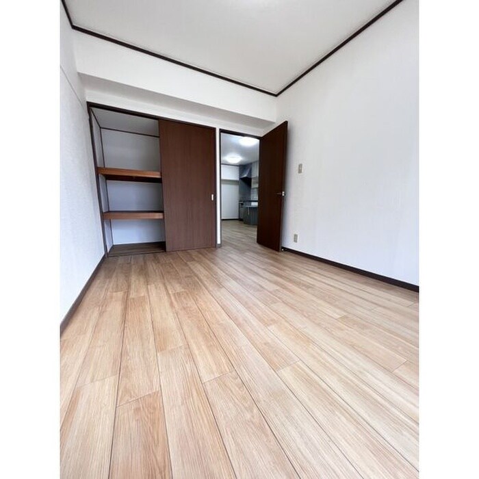 物件内観写真14　(居室)