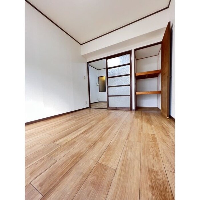 物件内観写真15　(収納)