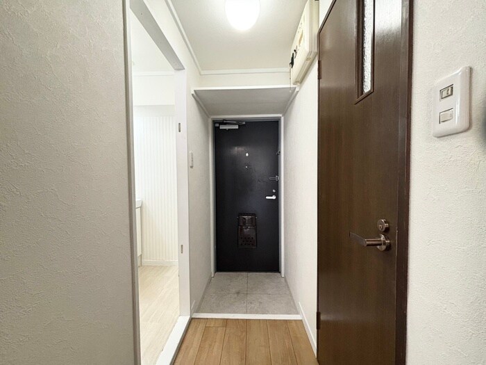 物件内観写真15　(廊下)