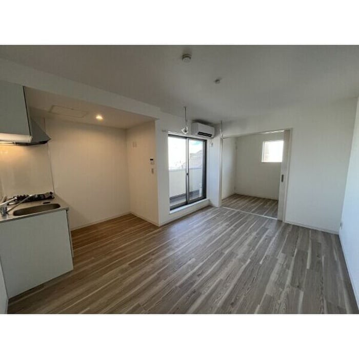 物件内観写真8　(居室)