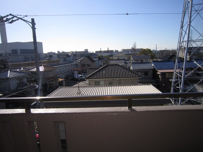 物件内観写真16　(室内からの展望)