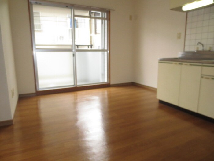 物件内観写真10　(居室)