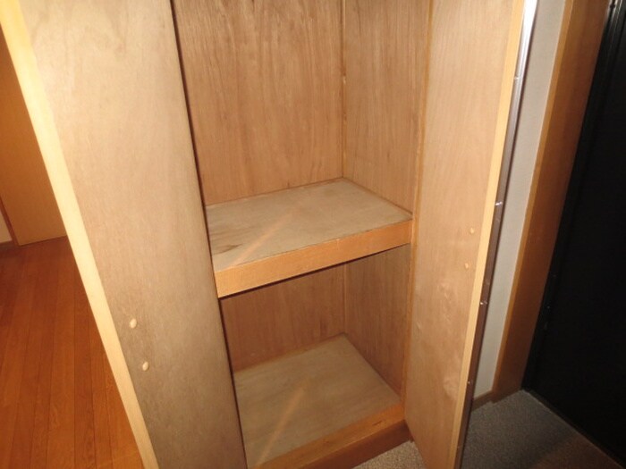 物件内観写真14　(収納)