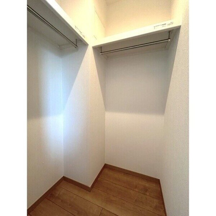 物件内観写真9　(収納)