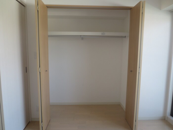 物件内観写真13　(収納)