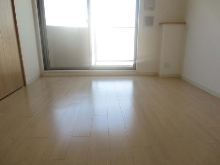 物件内観写真15　(居室)