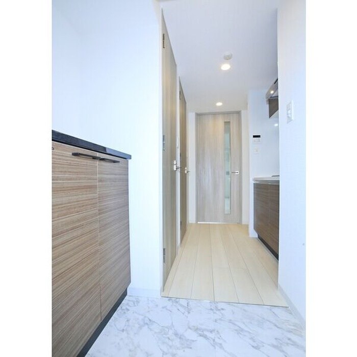 物件内観写真9　(廊下)