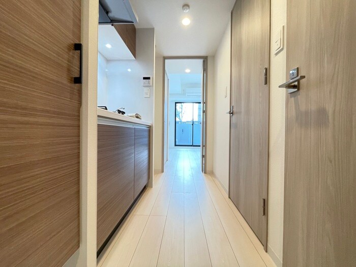 物件内観写真16　(廊下)