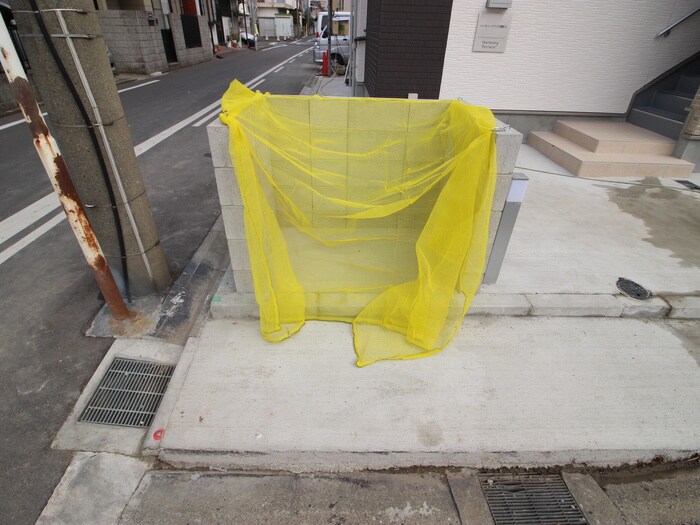 物件外観写真4　(建物設備)