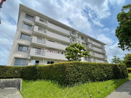 西一社団地11号棟（501）外観写真
