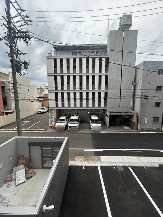 物件内観写真22　(室内からの展望)