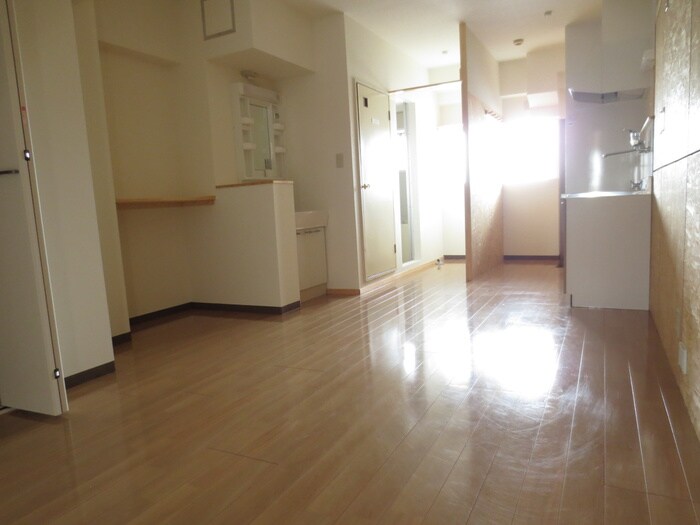 物件内観写真4　(居室)