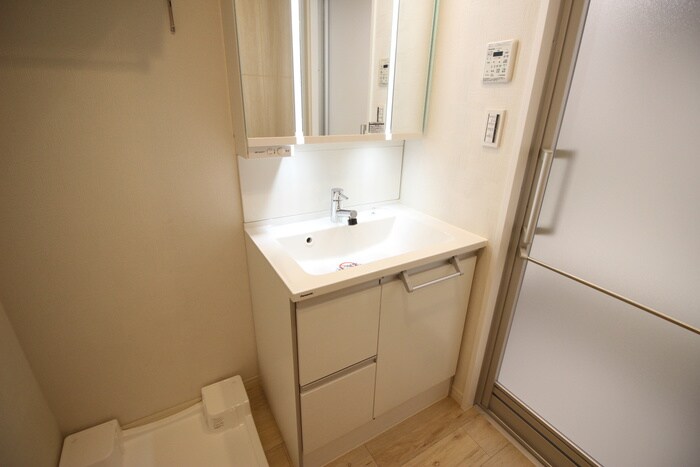 物件内観写真11　(洗面)