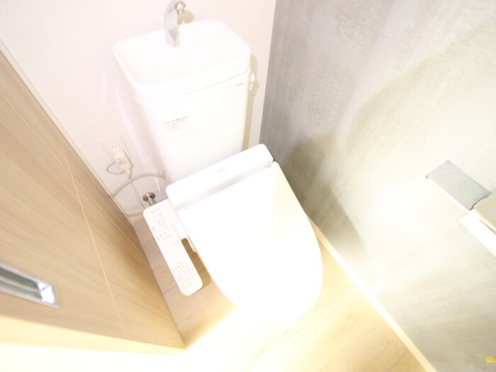 物件内観写真12　(トイレ)