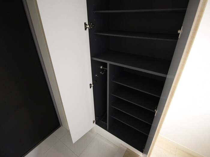 物件内観写真19　(靴箱)