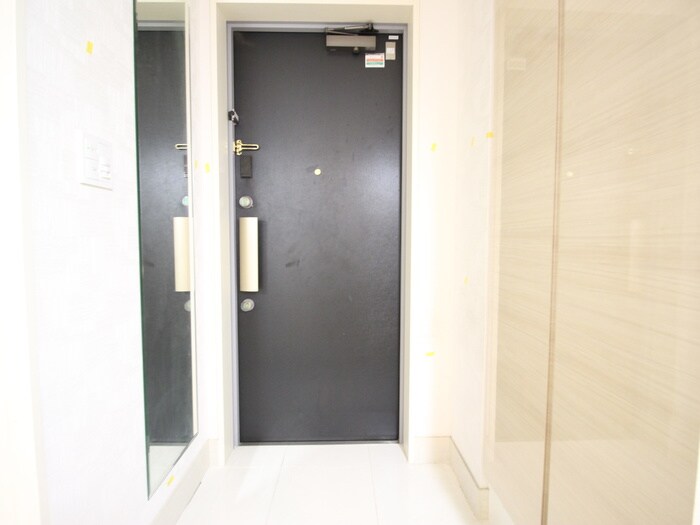 物件内観写真20　(玄関)