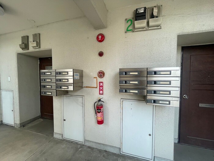 物件外観写真4　(建物設備)