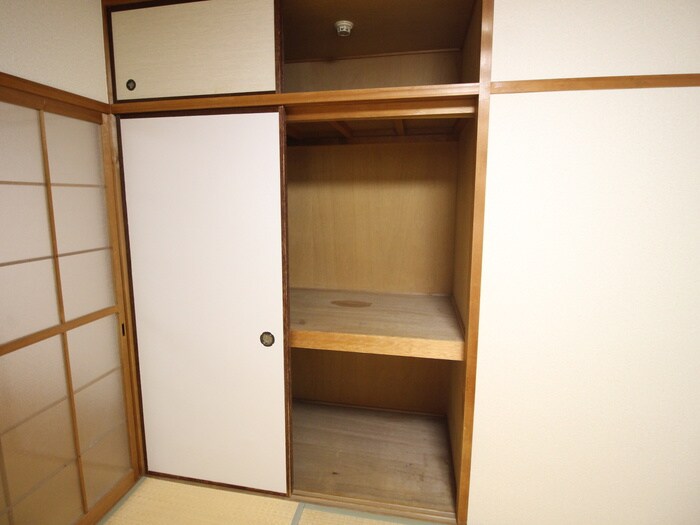 物件内観写真11　(収納)
