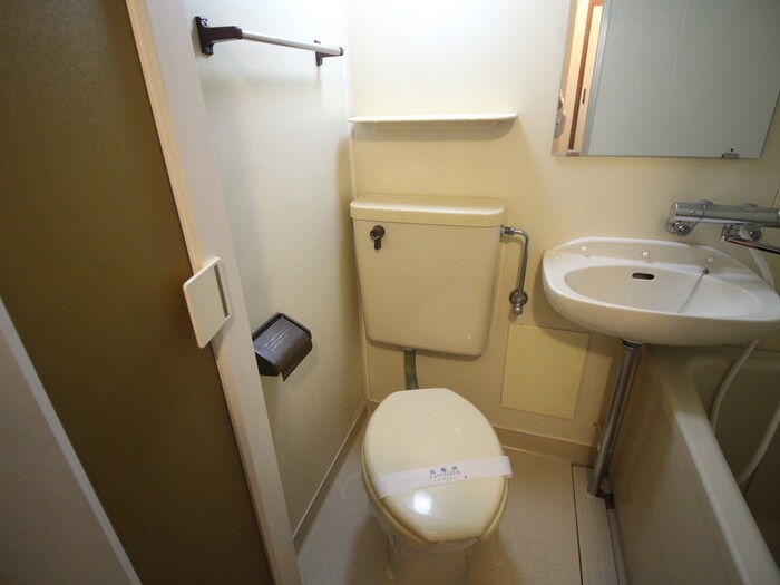 物件内観写真13　(トイレ)