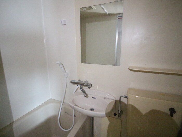 物件内観写真15　(洗面)