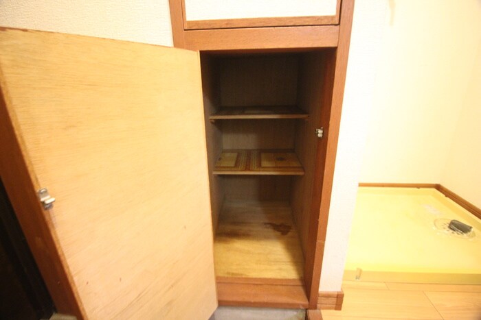 物件内観写真18　(靴箱)
