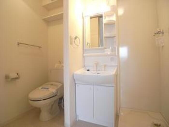 物件内観写真4　(洗面)