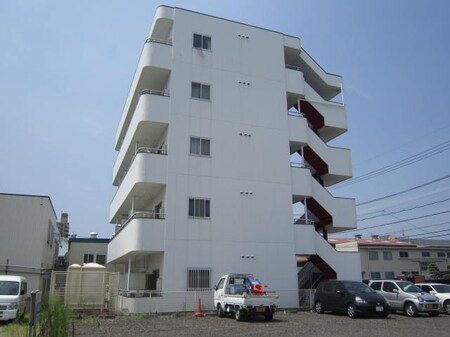 鳥山マンション２外観写真