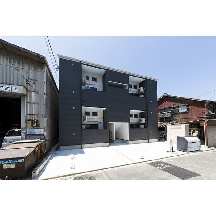 物件外観写真1　(外観写真)