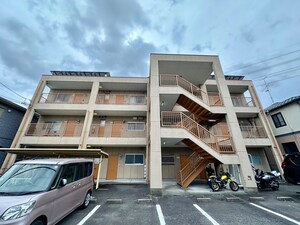 スカイハイム外観写真