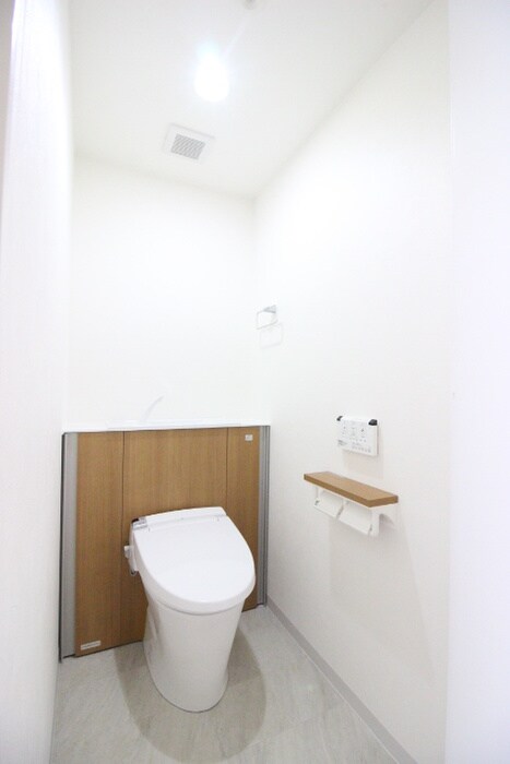 物件内観写真9　(トイレ)