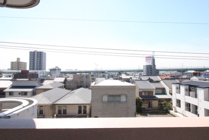 物件内観写真22　(室内からの展望)