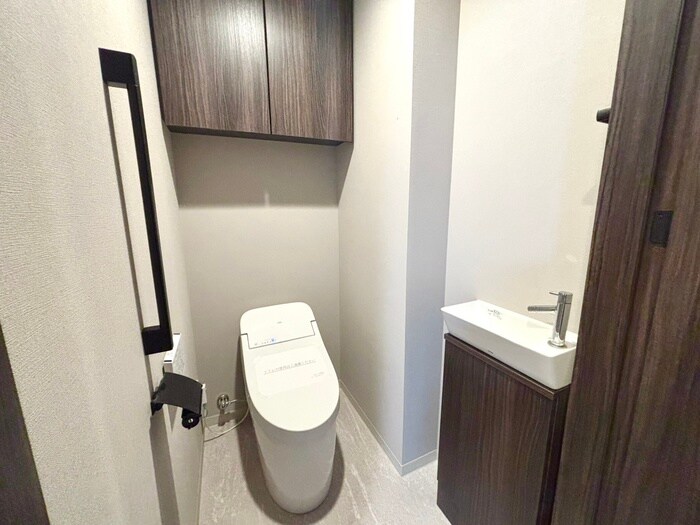 物件内観写真14　(トイレ)