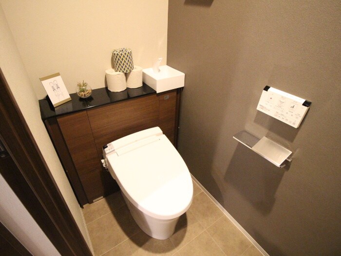 物件内観写真11　(トイレ)